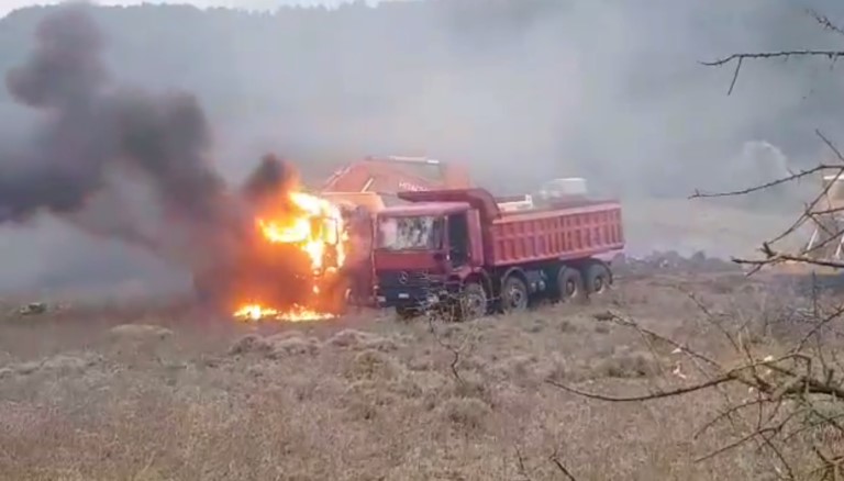 Λέσβος: Τη Δευτέρα η δίκη για τα επεισόδια κατά της δομής στην Καράβα – Την Τρίτη η δίκη για τις κινητοποιήσεις ενάντια στην κατασκευή της δομής στη Βάστρια