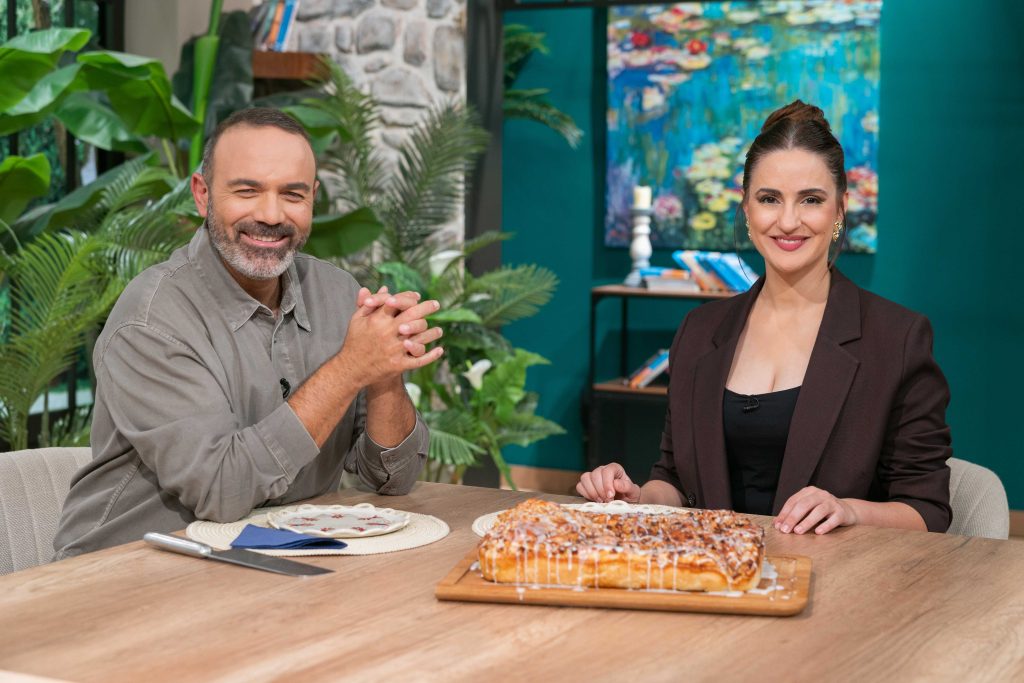 ΕΡΤ1: «ΠΟΠ Μαγειρική» με τον Ανδρέα Λαγό – Καλεσμένοι οι Αλέξανδρος Λογοθέτης, Μάνος Πυροβολάκης, Τίνα Αλεξοπούλου, Ξένια Βέρρα, Ζωή Κρονάκη