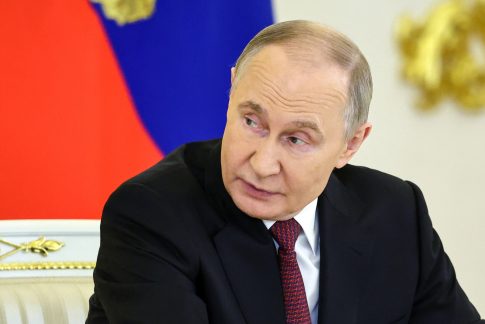 Π. Πετράκης στο ΕΡΤnews Radio 105,8: Τα σενάρια για την οικονομία μετά την ανάφλεξη στη Μέση Ανατολή