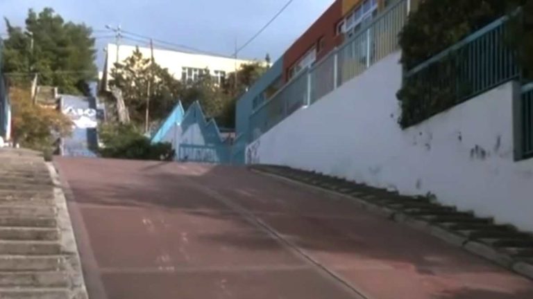 Χολαργός: Βίντεο με την προκλητική ομολογία του νεαρού που έστησε παγίδα στον 14χρονο – «Τρεις μαχαιριές του δώσαμε, τίποτα παραπάνω»