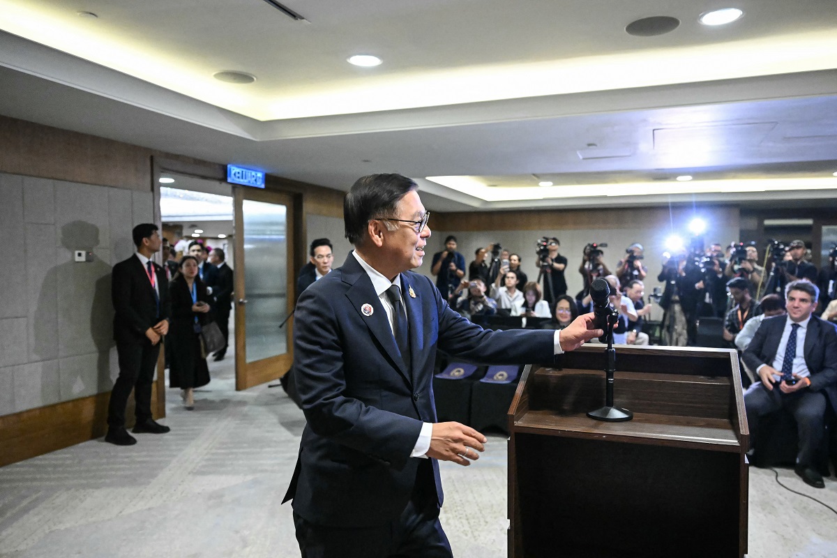 Συνάντηση του μπλοκ της ASEAN για τερματισμό της σύγκρουσης Ταϊλάνδης – Καμπότζης