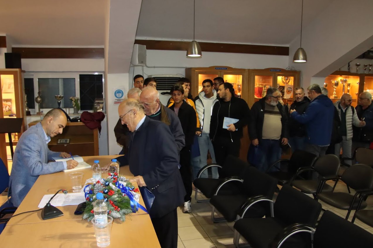 Ο Γιώργος Αγγελάκης στο ΕΡΤnews για το βιβλίο του «Απόλλων Σμύρνης: Η ιστορία του Συλλόγου 1891-1922»