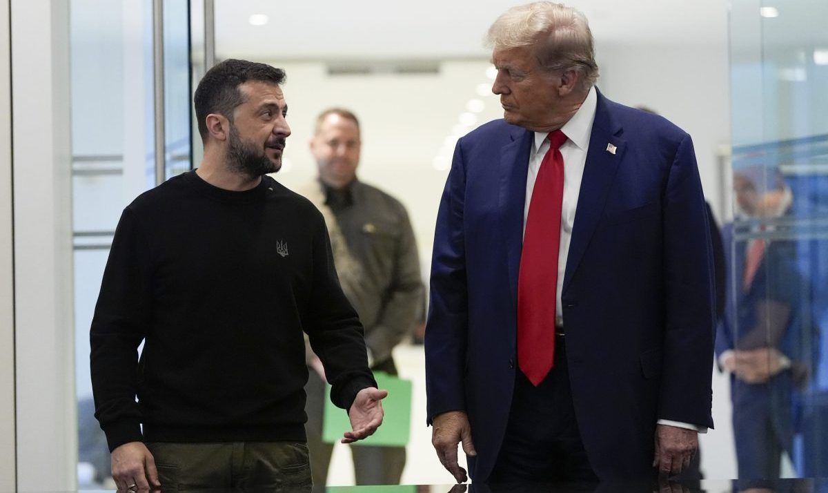 Η Ρωσία βρίσκει διπλωματικό έρεισμα στις διαιρέσεις ΗΠΑ και Ευρώπης – Το αδιέξοδο Ζελένσκι και η κρίσιμη μάχη για το μέλλον του Ντονμπάς