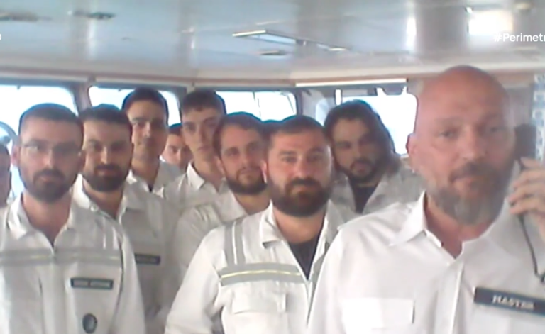 Χριστουγεννιάτικες ευχές από Έλληνες στην Τανζανία, τη Δανία και τον Ινδικό Ωκεανό