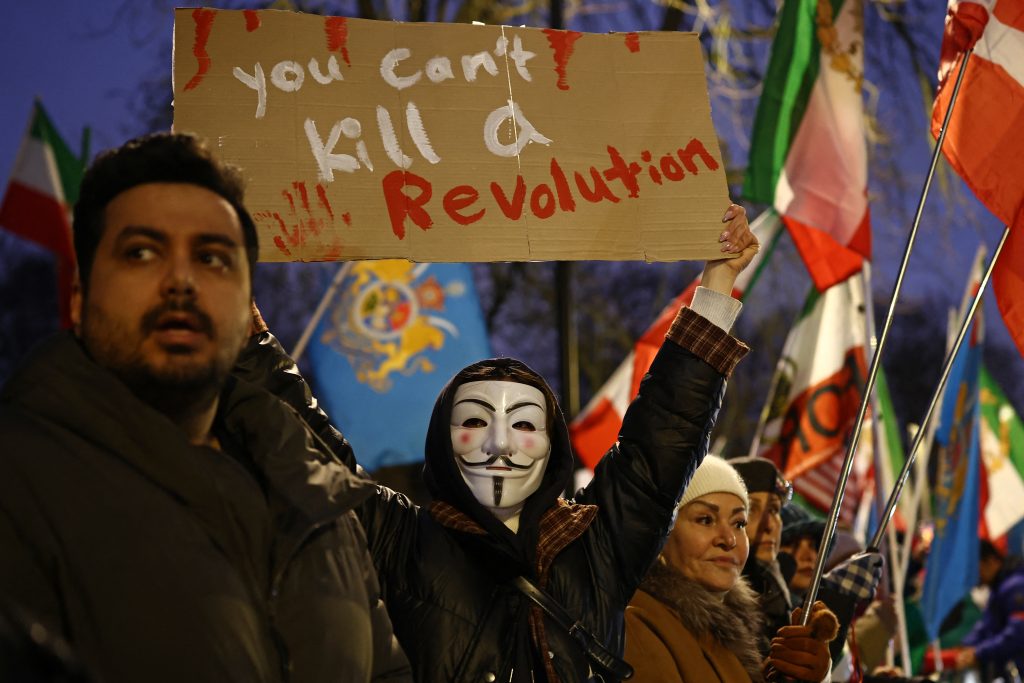 Ιράν: «Κόκκινη γραμμή» για τους Φρουρούς της Επανάστασης η διαφύλαξη της ασφάλειας στη χώρα