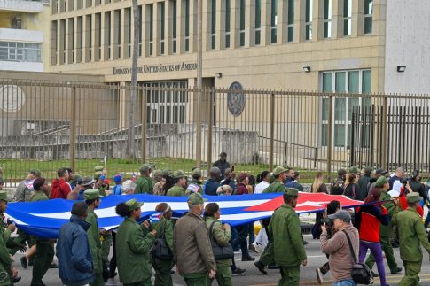 <strong>Oλοκληρώθηκε η επιχείρηση για την απομάκρυνση δύο χειροβομβίδων</strong> στο Κολωνάκι – Αποκαταστάθηκε η κυκλοφορία των οχημάτων στη Σκουφά
