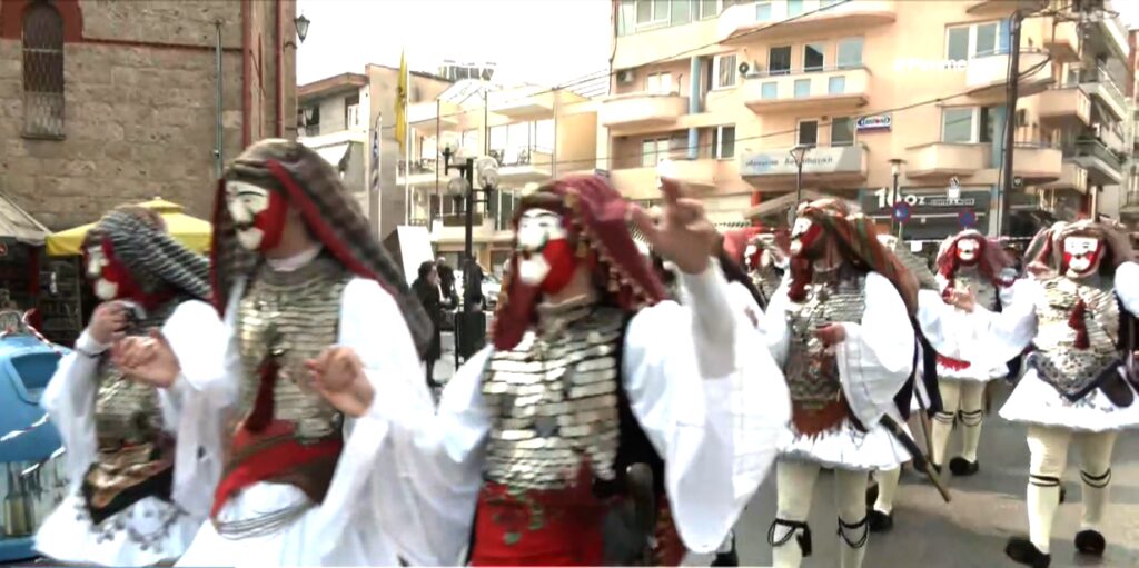 Αποκριές στη Νάουσα: Με Γενίτσαρους, Μπούλες, Κούλουμα και άφθονο ξινόμαυρο οι εκδηλώσεις