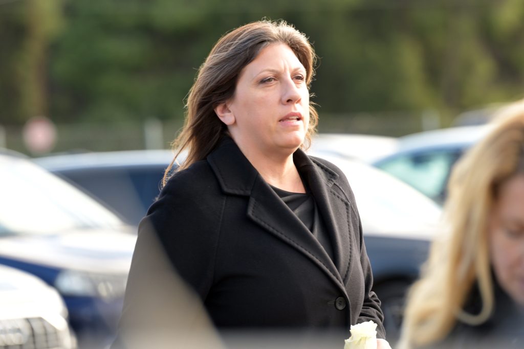 Στο Αποτεφρωτήριο Ριτσώνας το τελευταίο αντίο στον Γιώργο Παπαδάκη