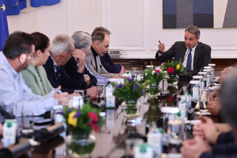 Μητσοτάκης σε αγρότες: Να δούμε τι περιθώρια βελτίωσης υπάρχουν – Τις εξελίξεις τις διαμορφώνουν οι παρόντες, όχι οι απόντες