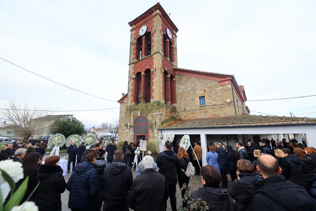 Στο μικροσκόπιο οι οικοδομικές άδειες και η πυρασφάλεια του εργοστασίου της «Βιολάντα» – Τα αναπάντητα ερωτήματα για τη φονική διαρροή προπανίου