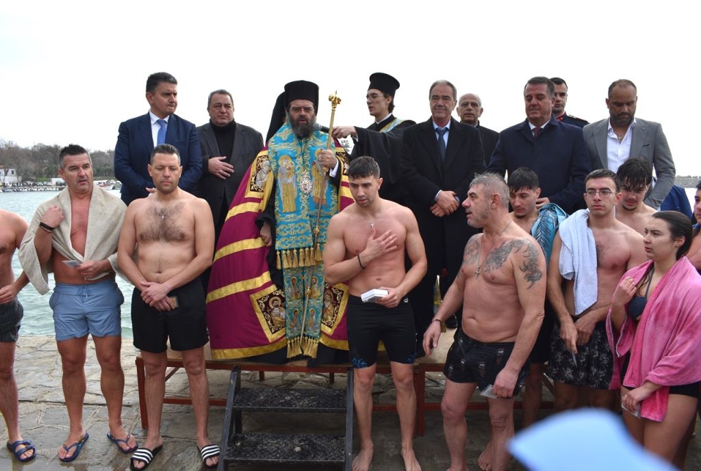 Με λαμπρότητα εορτάστηκαν τα Θεοφάνεια στη Ροδόπη