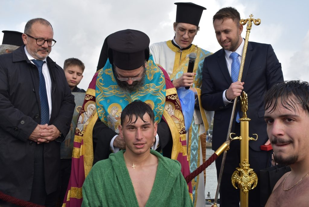 Με λαμπρότητα εορτάστηκαν τα Θεοφάνεια στη Ροδόπη