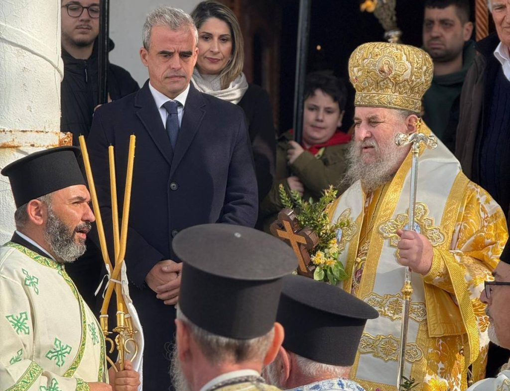 Με κατάνυξη γιορτάστηκαν τα Θεοφάνεια στην Ίμβρο – Συμμετείχε και ο Δήμαρχος Μυτιλήνης