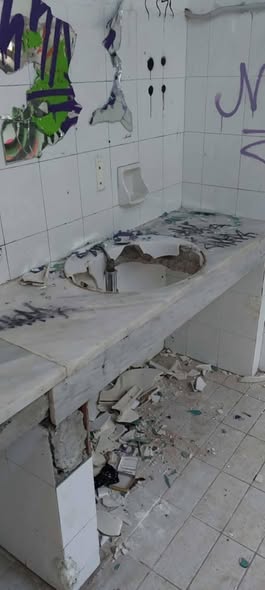 Βανδαλισμοί και ολική καταστροφή στις τουαλέτες στο Πάρκο Ειρήνης και Φιλίας Χανίων