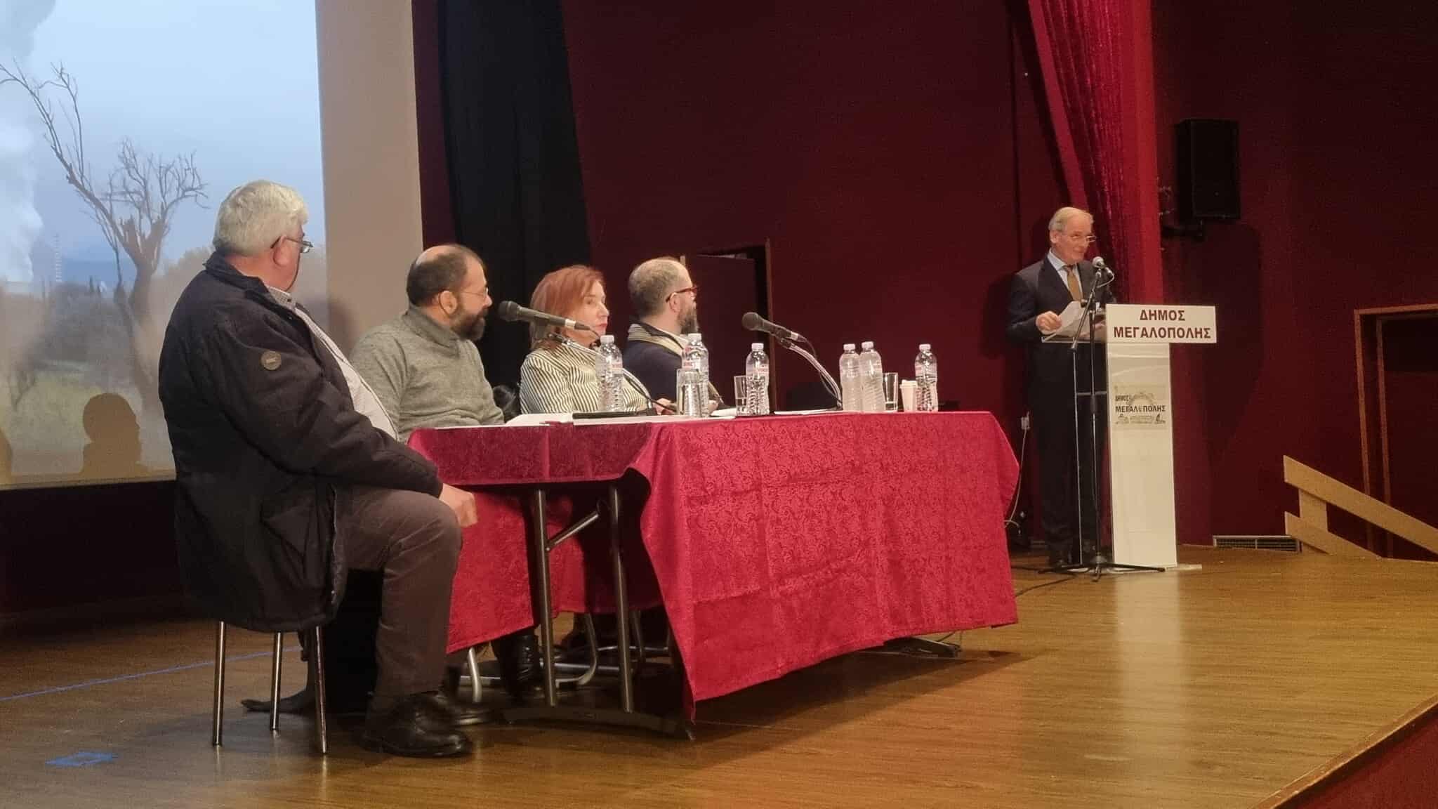 «Ο Μελαγχολικός Εργάτης»: Παρουσιάστηκε στη Μεγαλόπολη το βιβλίο-έρευνα για τη ζωή στα ορυχεία της ΔΕΗ