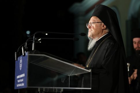 Λέσβος: Εκπνέει η προθεσμία για τη συμμόρφωση για τα σκίαστρα καταστημάτων εστίασης