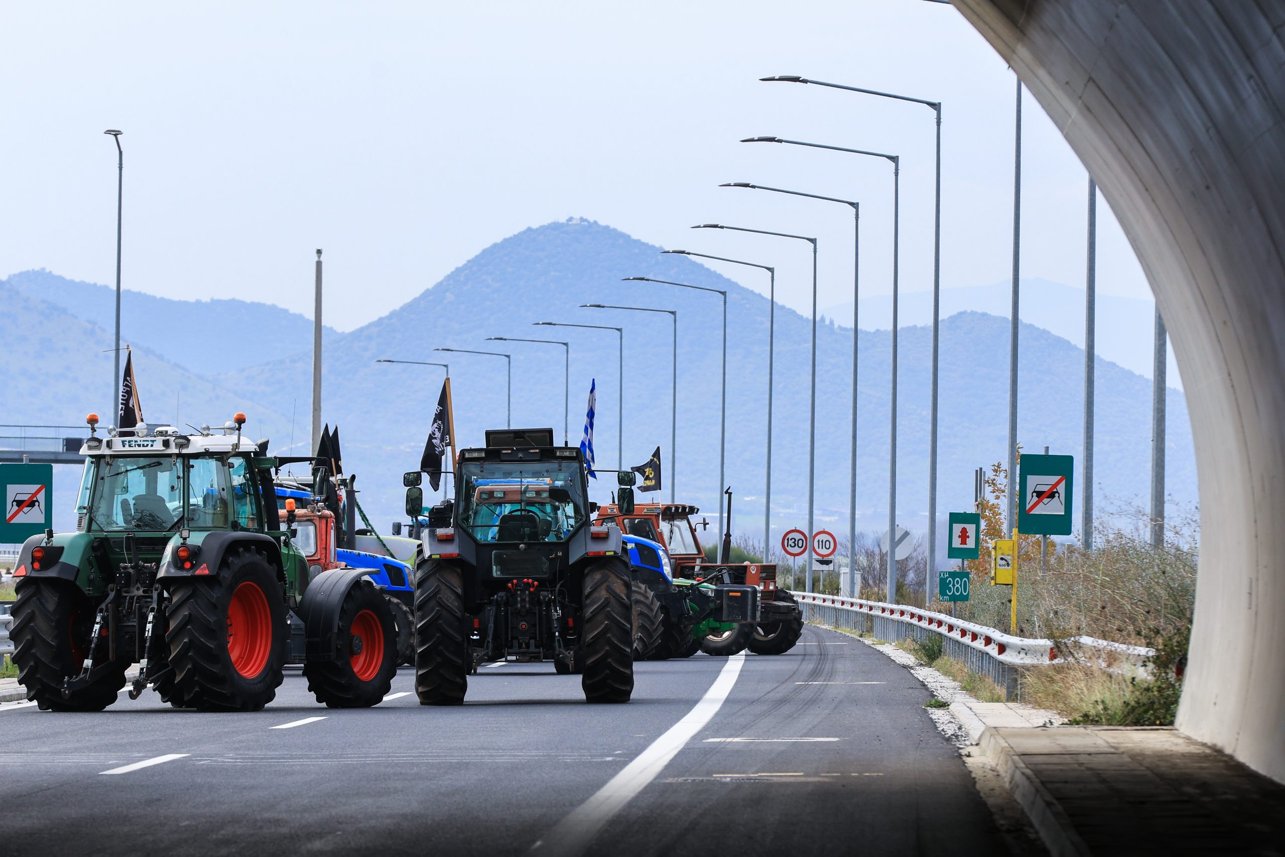 Μπλόκα: Κρίσιμη η πανελλαδική σύσκεψη το μεσημέρι στα Μάλγαρα – Εισηγήσεις για κλιμάκωση