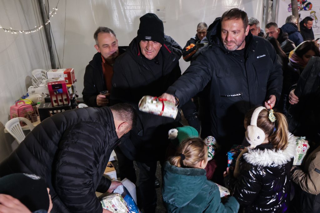 Αγρότες: Πρωτοχρονιά δίπλα στα τρακτέρ και αντίστροφη μέτρηση για την πανελλαδική σύσκεψη