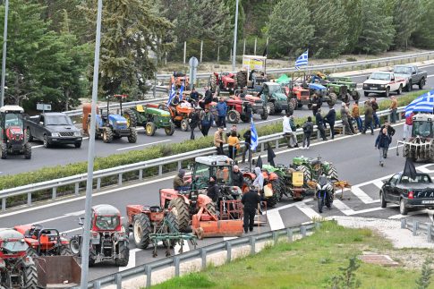 Σ. Φάμελλος: Θέλουμε λαϊκές αγορές με φθηνά και ποιοτικά προϊόντα – Η κυβέρνηση στέλνει τους καταναλωτές στα σούπερ μάρκετ