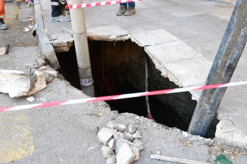 Συνεχίζονται οι θυελλώδεις άνεμοι στη Γαύδο – Δέκα σκάφη βυθίστηκαν από το πρωί