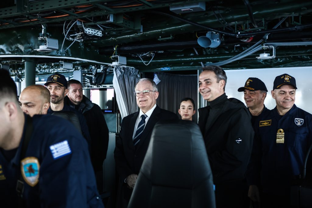 Η τελετή υποδοχής της φρεγάτας «Κίμων» μέσα από τον φωτογραφικό φακό