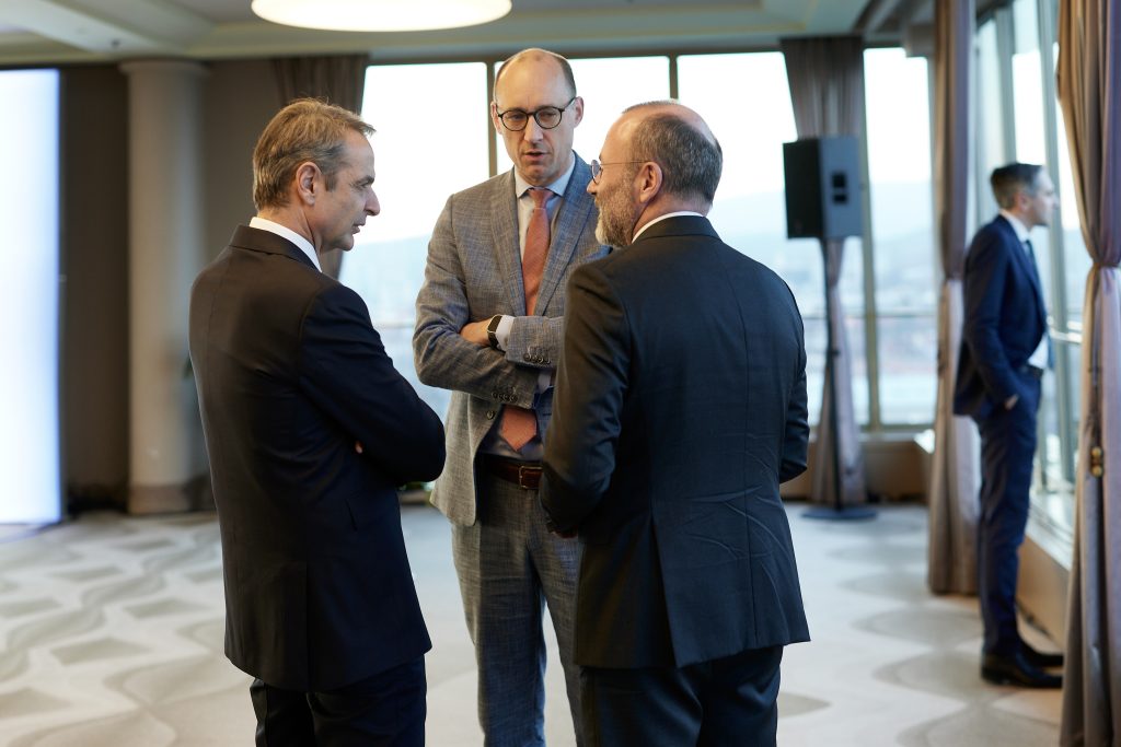 Μητσοτάκης από Ζάγκρεμπ: Οι πολίτες καταλαβαίνουν ότι οι αμυντικές δαπάνες είναι απαραίτητες