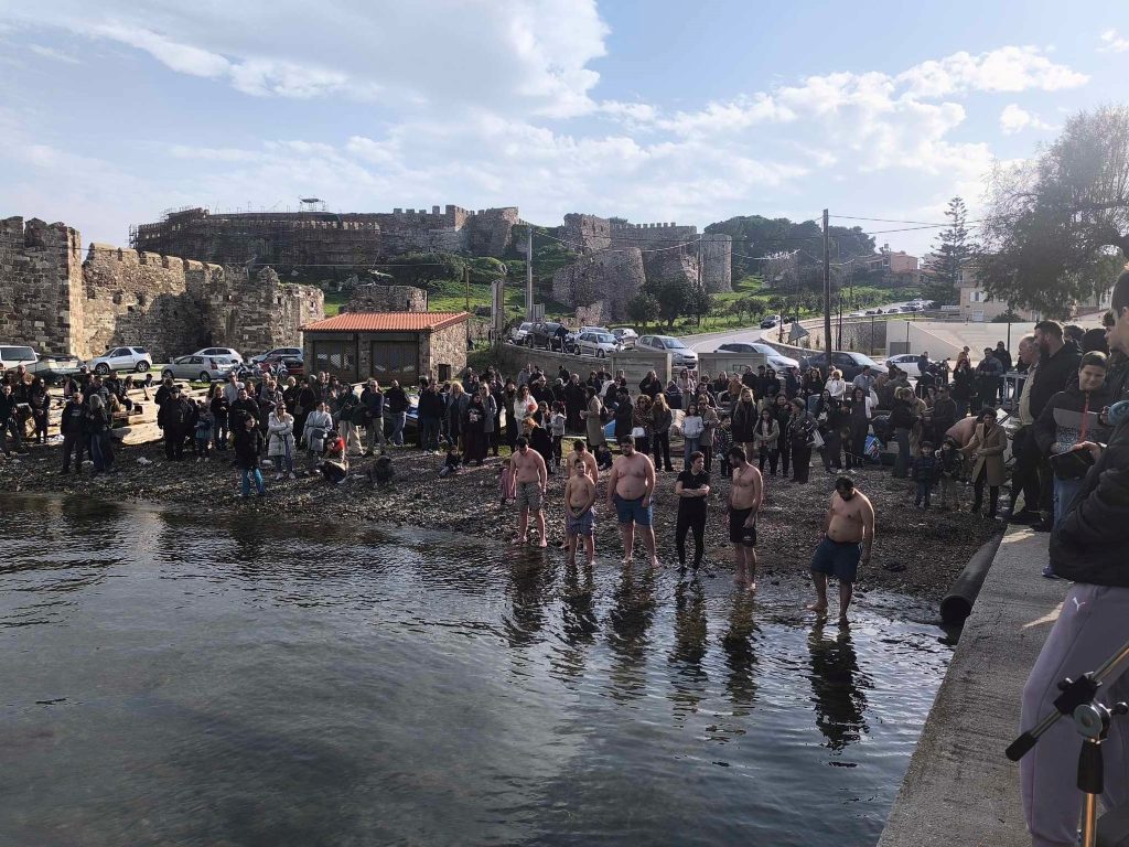 Με λαμπρότητα εορτάστηκαν τα Θεοφάνεια στη Μυτιλήνη