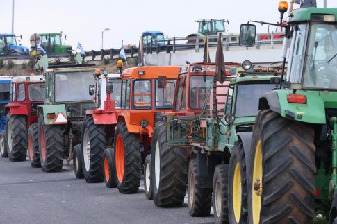 Δανία και ΗΠΑ ξεκίνησαν διάλογο για το μέλλον της Γροιλανδίας – Μαζικές διαδηλώσεις κατά των σχεδίων Τραμπ, το ΕΡΤnews επιτόπου
