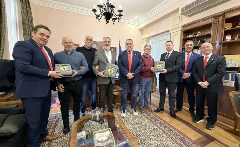 Το Adagio, το εμβληματικό κομμάτι που ακούγεται στους επιταφίους της Κέρκυρας από το Μουσικό Σχολείο του νησιού για την ΕΡΤ (βίντεο)