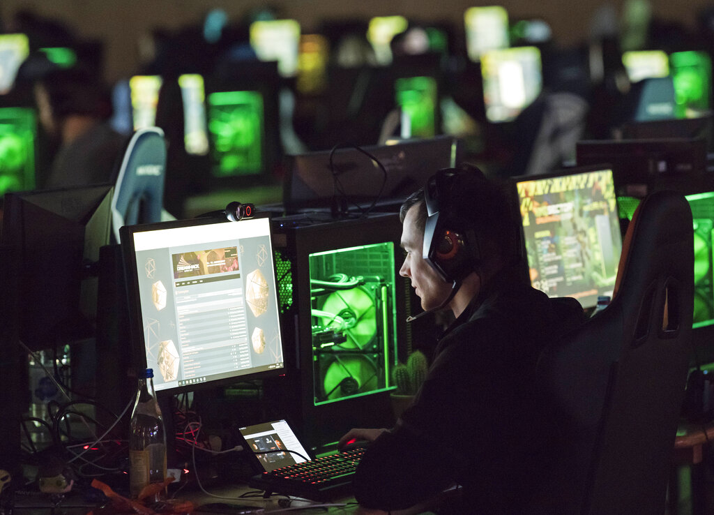 Οι στρατιωτικές επιλογές του Τραμπ αν αποφασίσει να επέμβει στο Ιράν