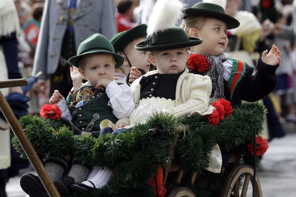 Αδέρφια: γιατί η πιο μακροχρόνια σχέση μας είναι η πιο παραμελημένη