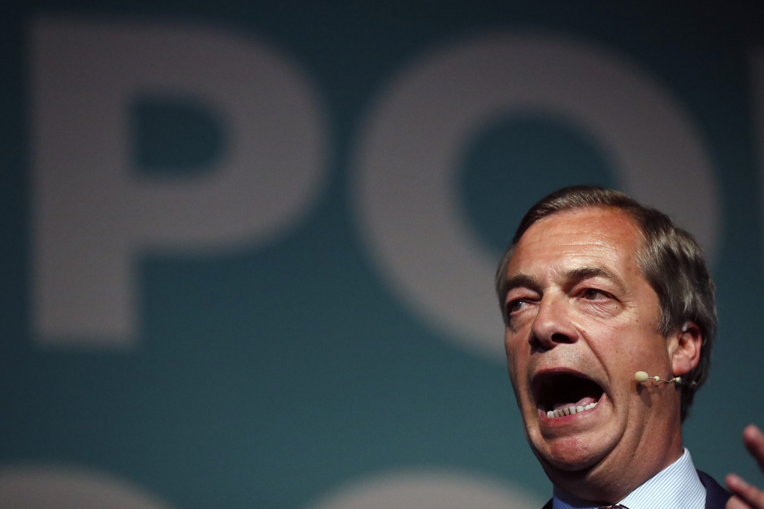 Βρετανία: Νέα αποστασία βουλευτή των συντηρητικών, που μεταπήδησε στο κόμμα του Φαράζ