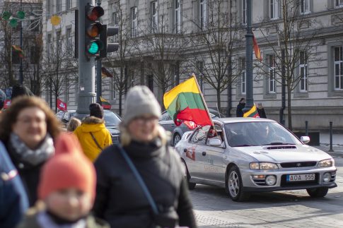 Δ. Οικονομάκης, μουσικοσυνθέτης στο ΕΡΤnews Radio 105,8 για κάλεσμα στην ιρανική πρεσβεία: Δεν θα αλλάξουμε κάτι στο Ιράν – Έχει να κάνει με την αξιοπρέπειά μας