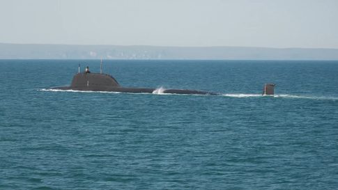 Είκοσι πορτρέτα προσωπικοτήτων ζωγραφισμένα στο 12<sup>ο</sup> γυμνάσιο Λαρίσης