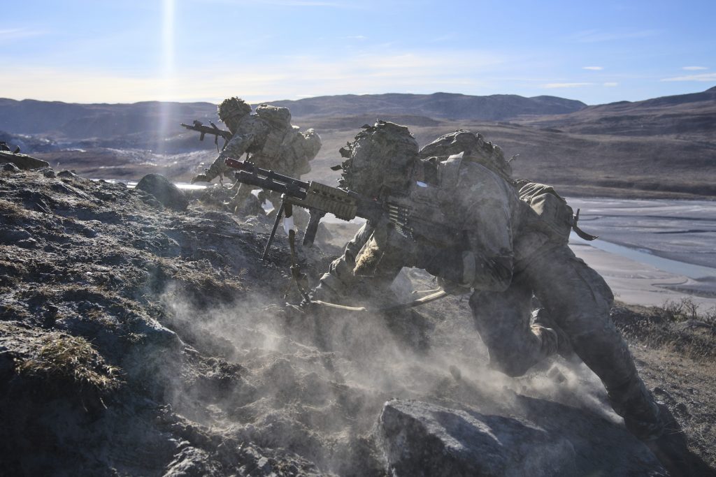 Το άγνωστο όπλο της Δανίας που μπορεί να σώσει τη Γροιλανδία από τις ΗΠΑ χωρίς το ΝΑΤΟ