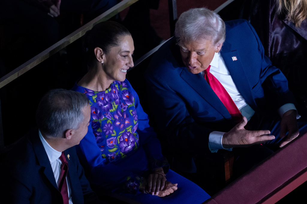 Ντόναλντ Τραμπ: Μετά τη Βενεζουέλα, απειλεί και Κολομβία, Μεξικό και Κούβα