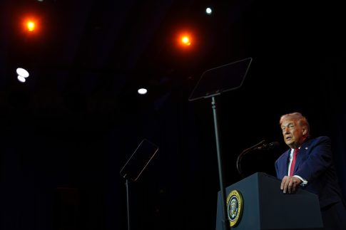 Ένθετο Παιδεία: <strong>Το πρώτο ξενόγλωσσο προπτυχιακό από το ΟΠΑ</strong>