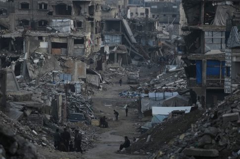 Ένθετο Παιδεία: <strong>Το πρώτο ξενόγλωσσο προπτυχιακό από το ΟΠΑ</strong>