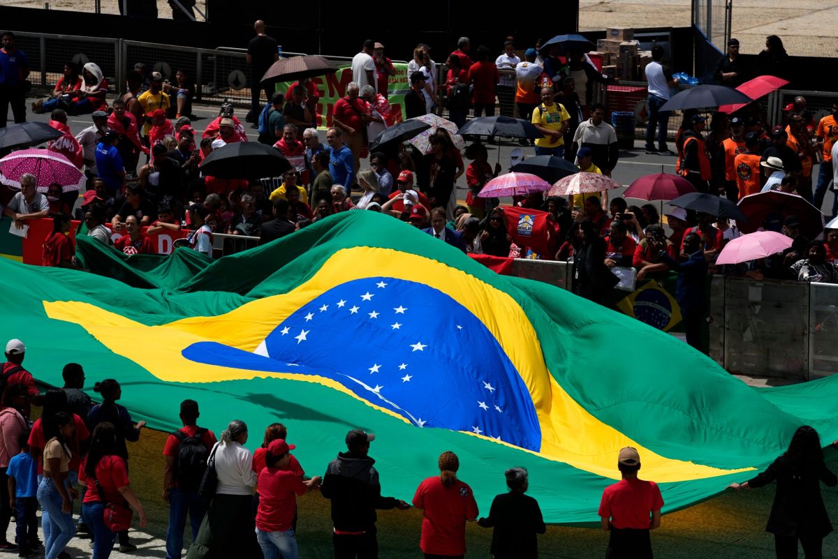 Κεραυνός τραυμάτισε δεκάδες σε διαδήλωση υποστηρικτών του Μπολσονάρου στην Βραζιλία  ​