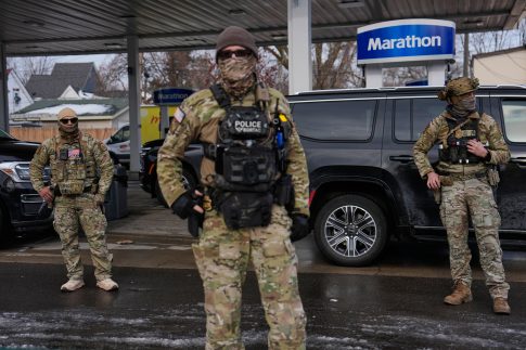 Ιράν: Καινούργιος σταθμός του μετρό στην Τεχεράνη τιμά την Παναγία