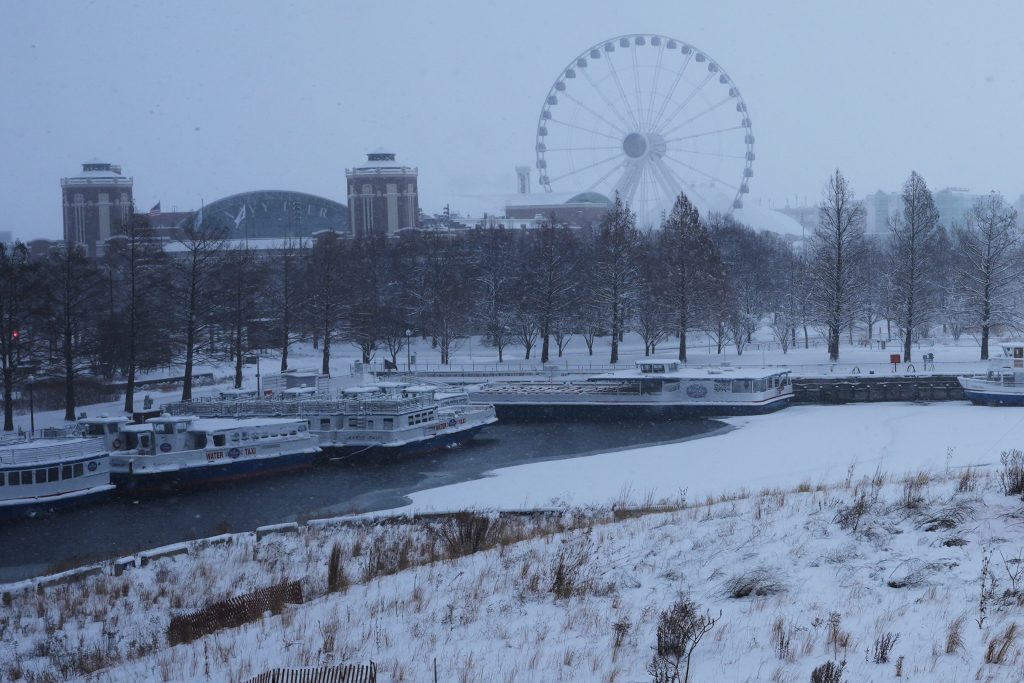 Ντυμένες στα λευκά οι ΗΠΑ – Ο παγωμένος κόσμος των Αμερικανών μέσα από τον φακό