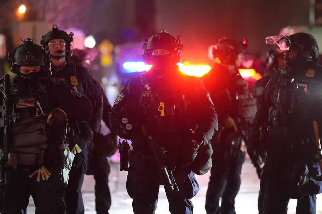 Ο «τσάρος των συνόρων» Τομ Χόμαν είπε ότι θα μειωθούν οι δυνάμεις ασφαλείας στη Μινεάπολη αλλά οι επιχειρήσεις θα συνεχιστούν