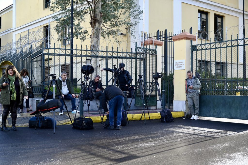 Στις 3 Φεβρουαρίου η δίκη για τον αστυνομικό της Βουλής που κατηγορείται ότι κακοποιούσε τα παιδιά του