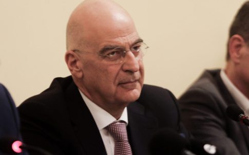 Σάντσεθ σε Μασκ για τη νομιμοποίηση μεταναστών στην Ισπανία: «Ο Άρης μπορεί να περιμένει, η ανθρωπιά όχι»