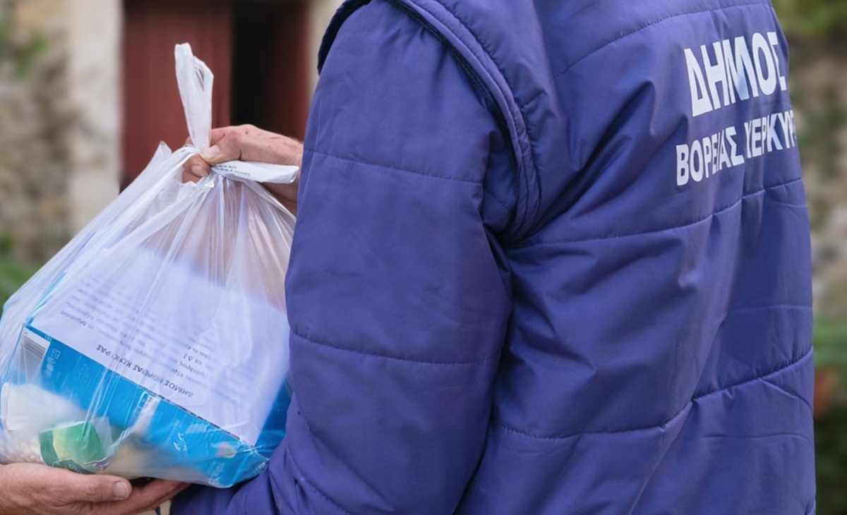 Κέρκυρα: Πακέτα πρόνοιας σε 300 δημότες, δωρεάν στέγη σε άστεγους από τον Δήμο Βορά