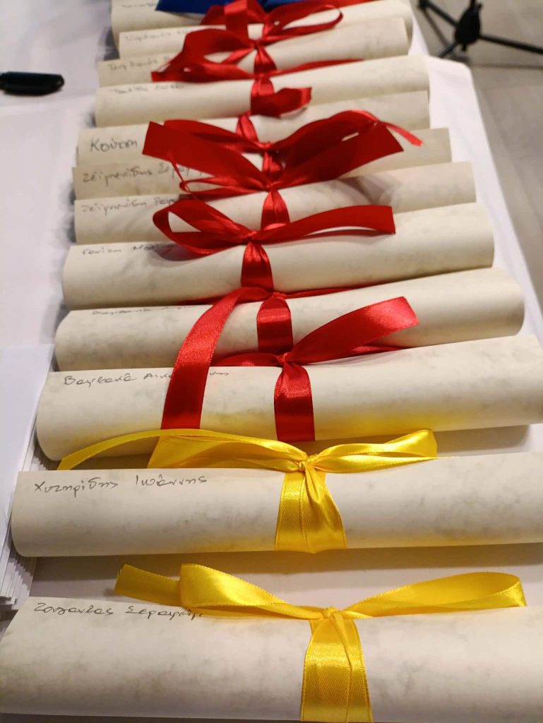 Κομοτηνή: Παραμένει άστεγος ο “Μέγας Βασίλειος” που έκοψε βασιλόπιτα και βράβευσε τέκνα μελών του