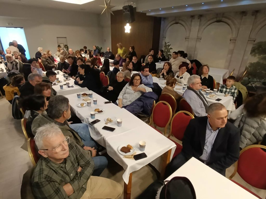 Κομοτηνή: Παραμένει άστεγος ο “Μέγας Βασίλειος” που έκοψε βασιλόπιτα και βράβευσε τέκνα μελών του