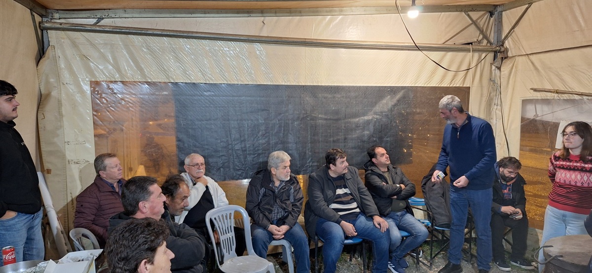 Σε 48ωρο αποκλεισμό δρόμων και τελωνείων προχωρούν οι αγρότες