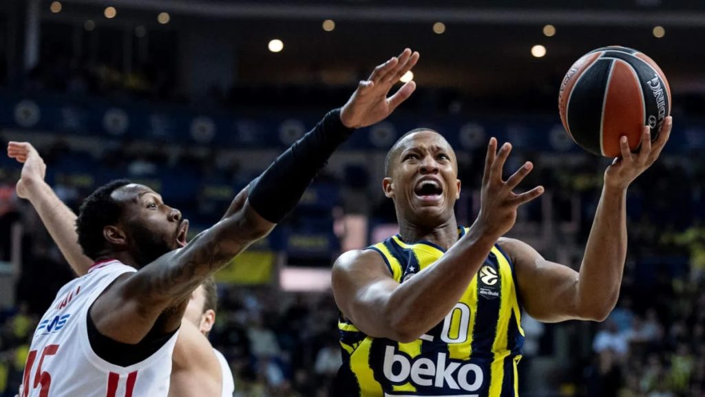 Η σκληρή και αποφασισμένη Φενέρμπαχτσε έβαλε «στοπ» στον Ολυμπιακό