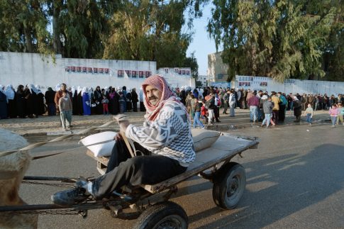 Σύρος-Τήνος-Μύκονος <br>Το κρασί της γραμμής
